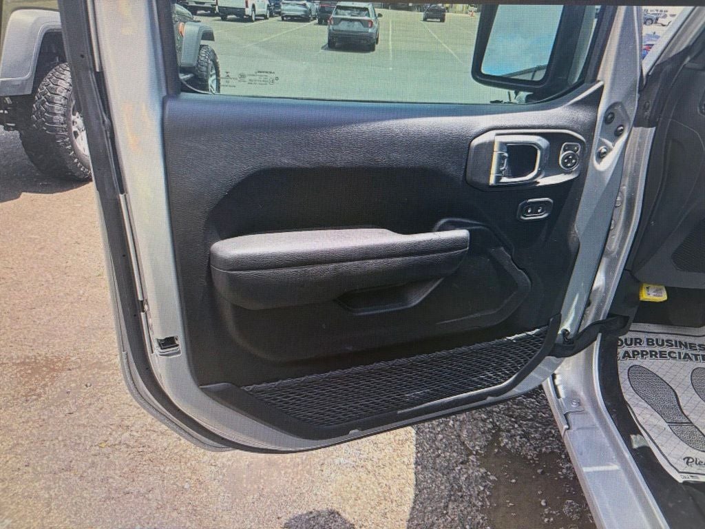 2022 Jeep Wrangler Sport S