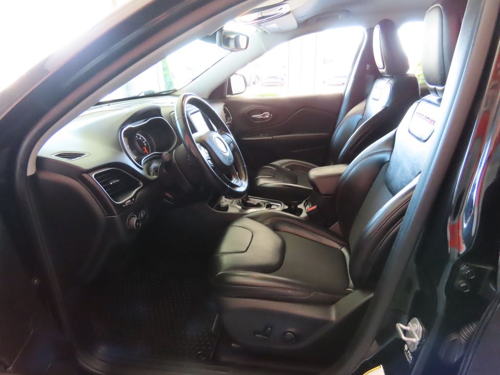 2021 Jeep Cherokee Trailhawk