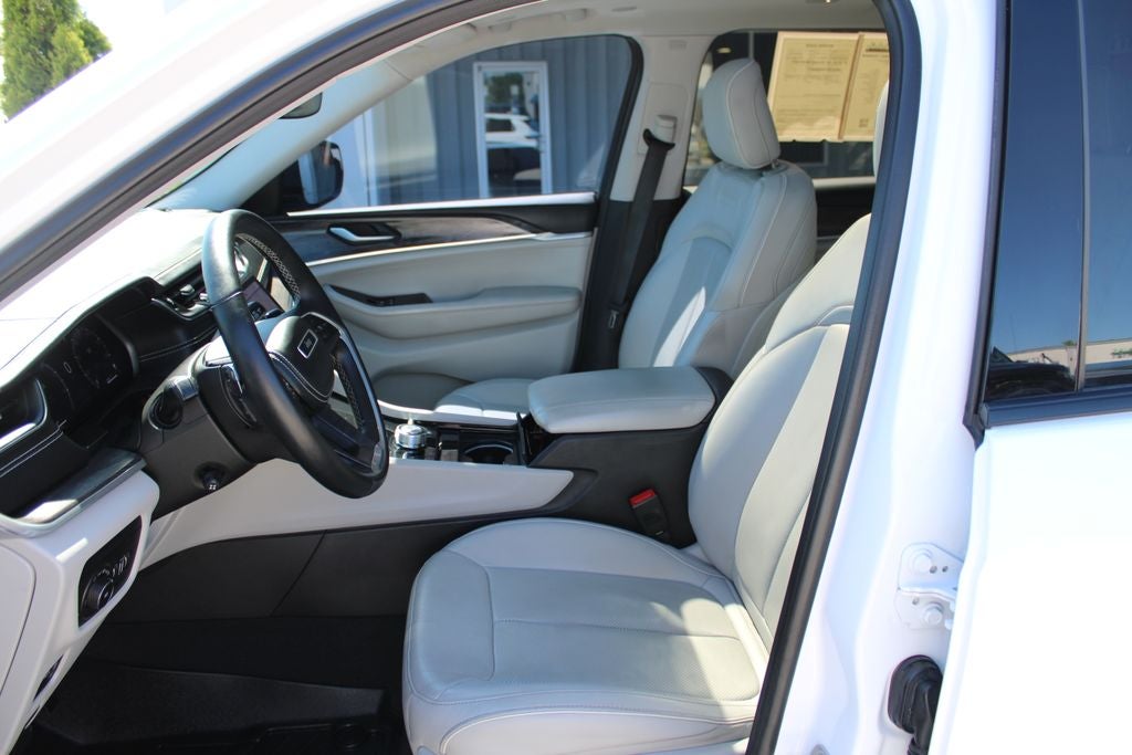 2022 Jeep Grand Cherokee L Overland