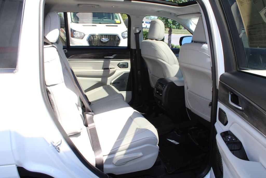 2022 Jeep Grand Cherokee L Overland