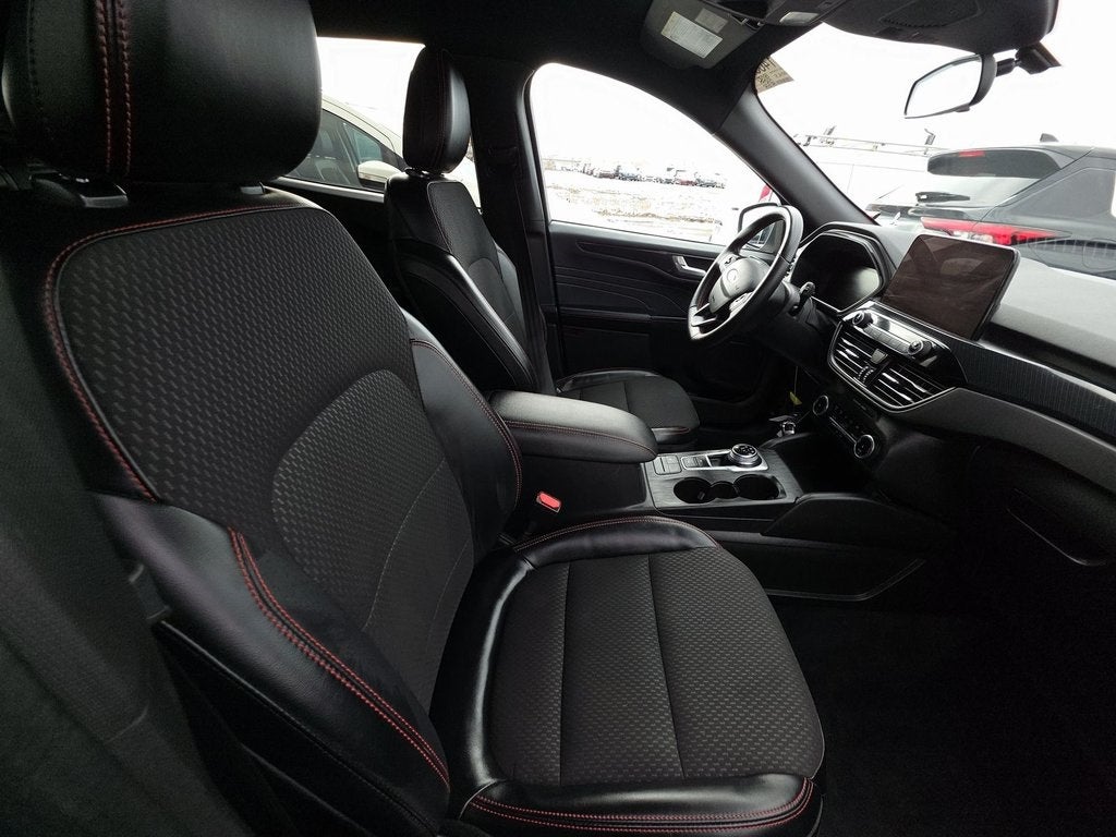 2023 Ford Escape Hybrid ST-Line