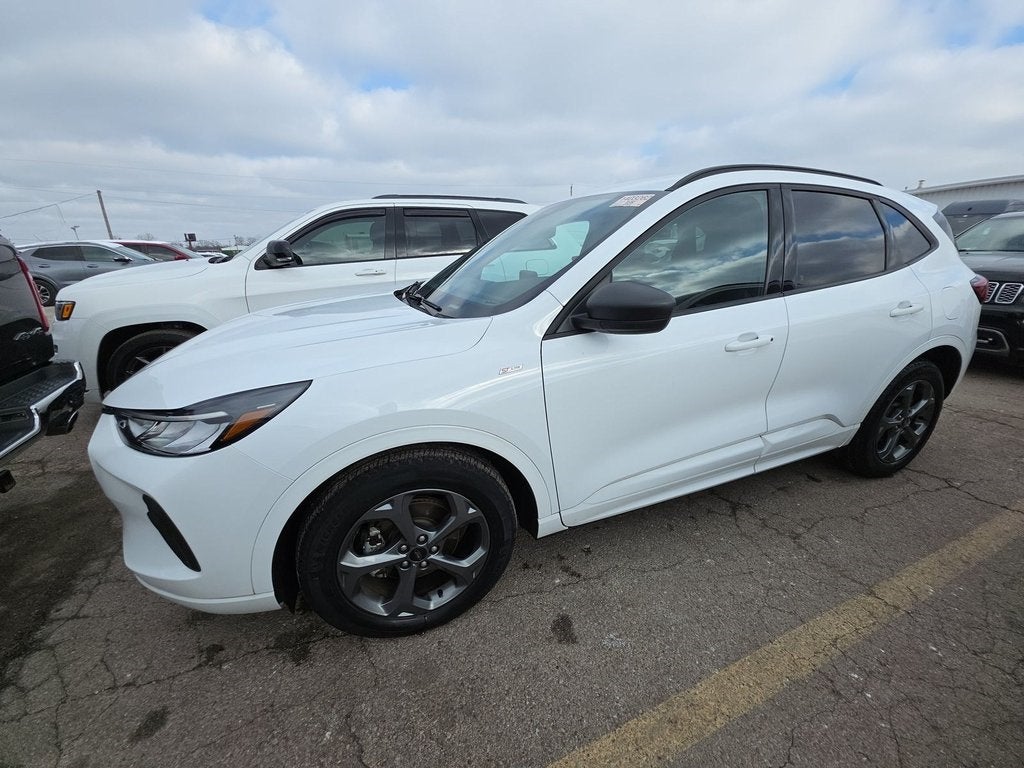 2023 Ford Escape Hybrid ST-Line