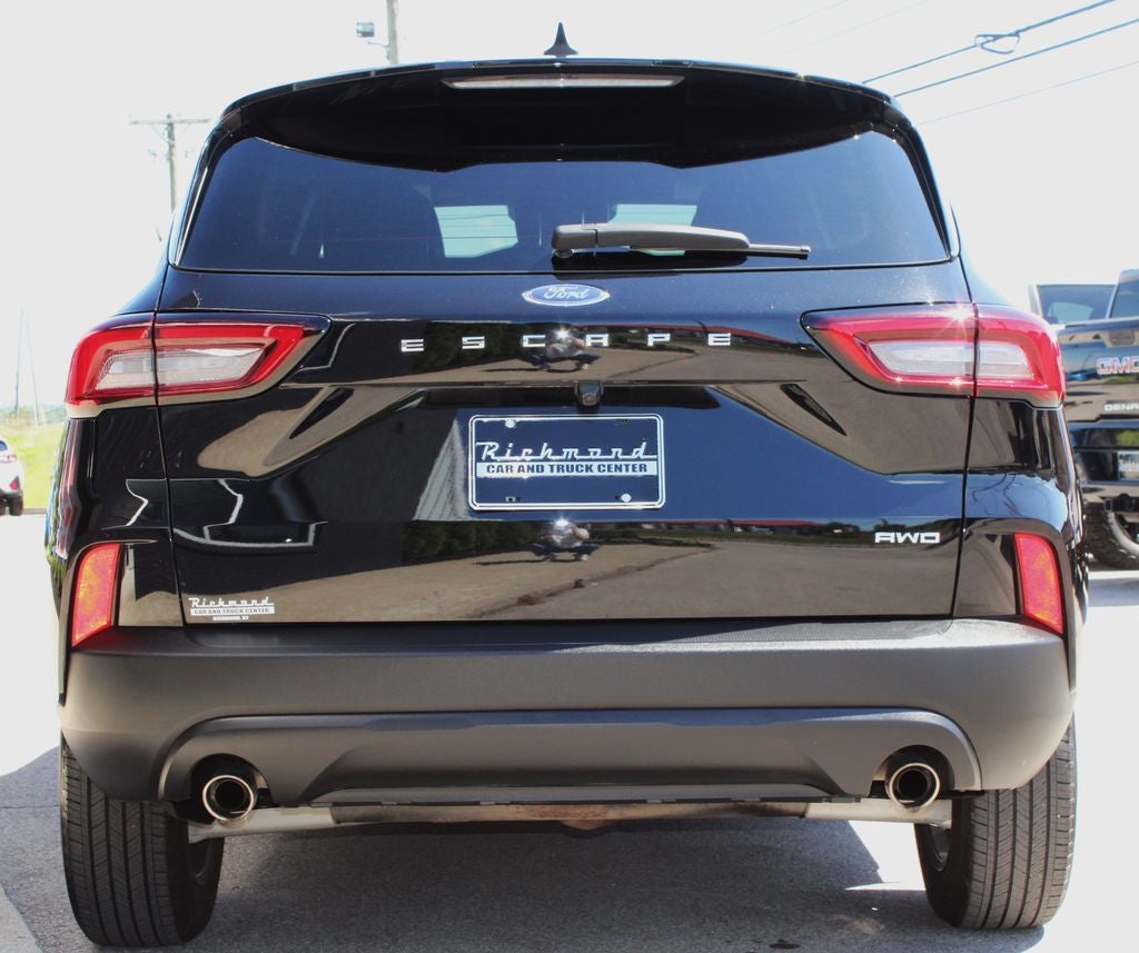 2025 Ford Escape ST-Line