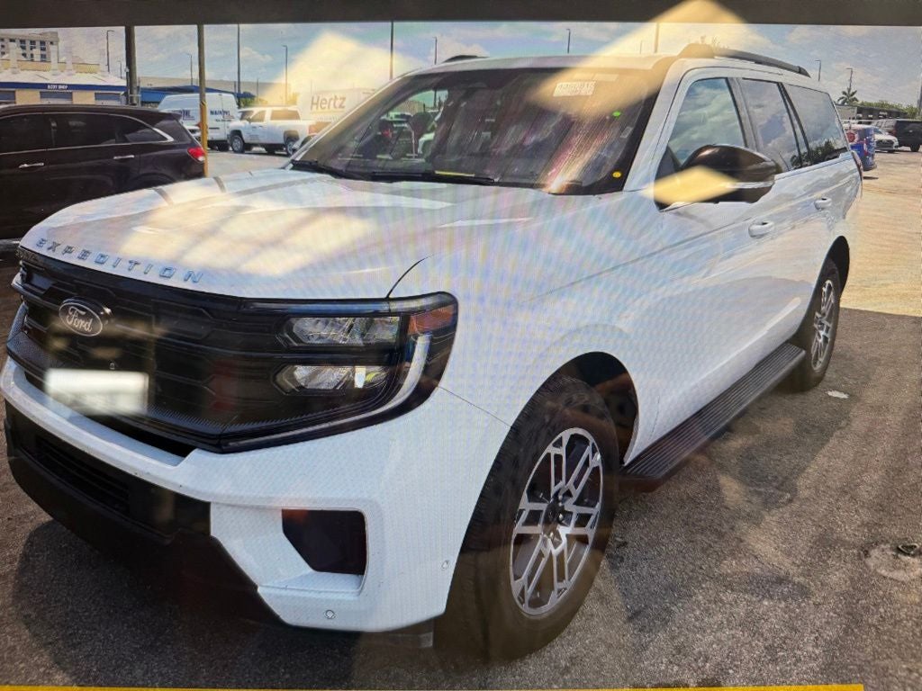 2025 Ford Expedition Active