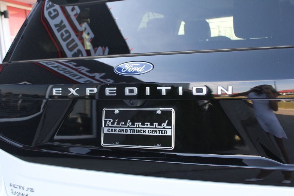 2025 Ford Expedition Active