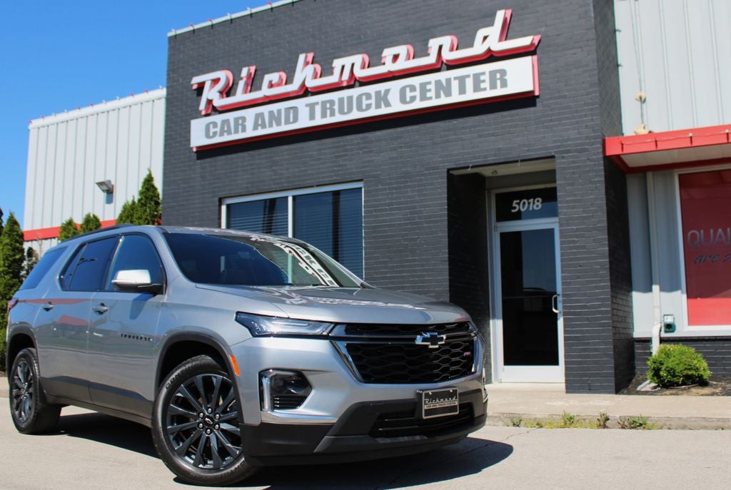 2023 Chevrolet Traverse RS
