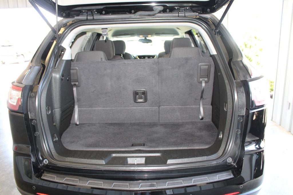 2017 Chevrolet Traverse 2LT 2LT