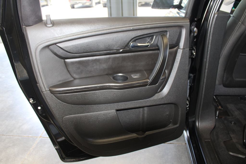 2017 Chevrolet Traverse 2LT 2LT
