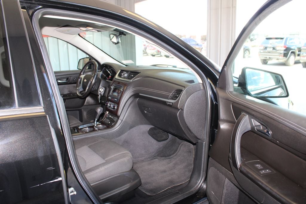 2017 Chevrolet Traverse 2LT 2LT