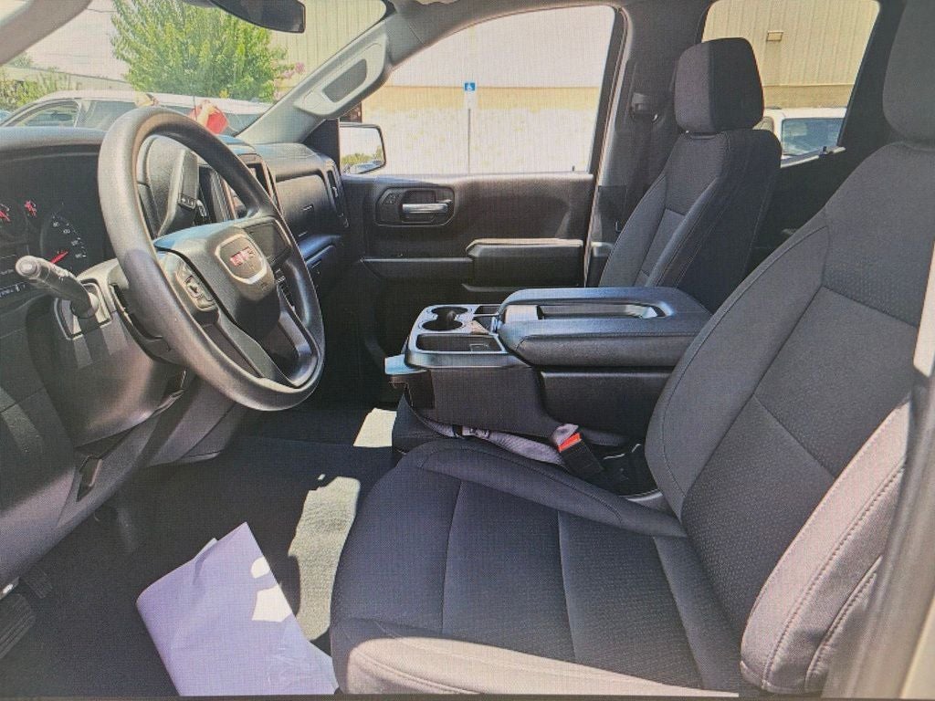 2023 GMC Sierra 1500 Pro