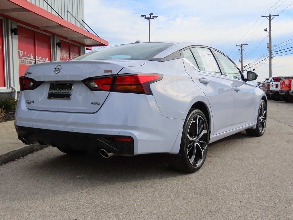 2024 Nissan Altima 2.5 SR