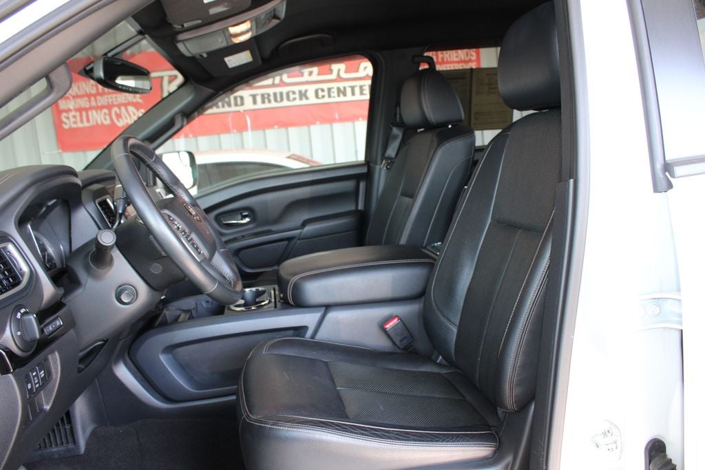 2019 Nissan Titan SL