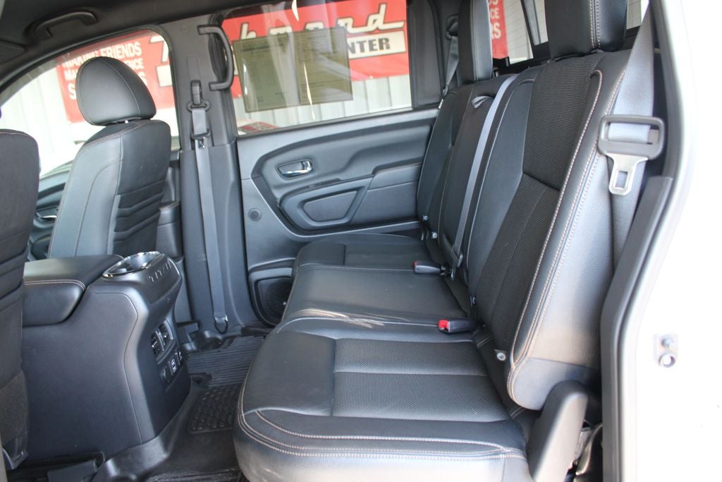 2019 Nissan Titan SL