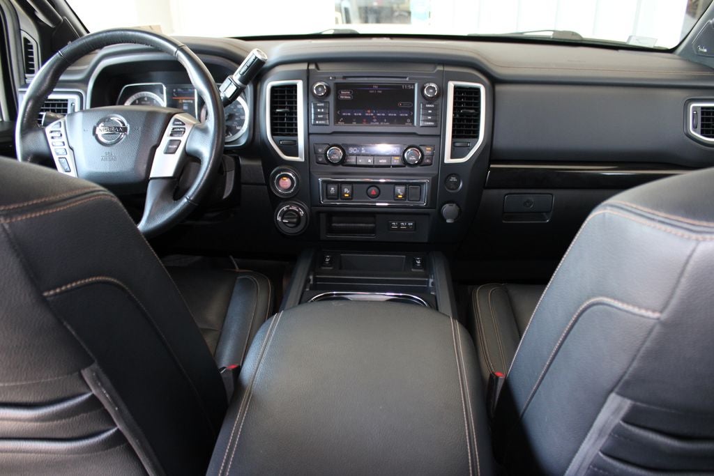 2019 Nissan Titan SL