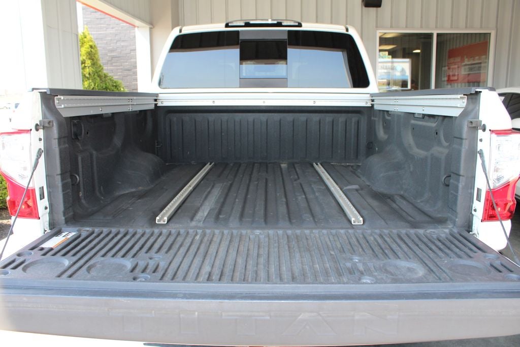 2019 Nissan Titan SL