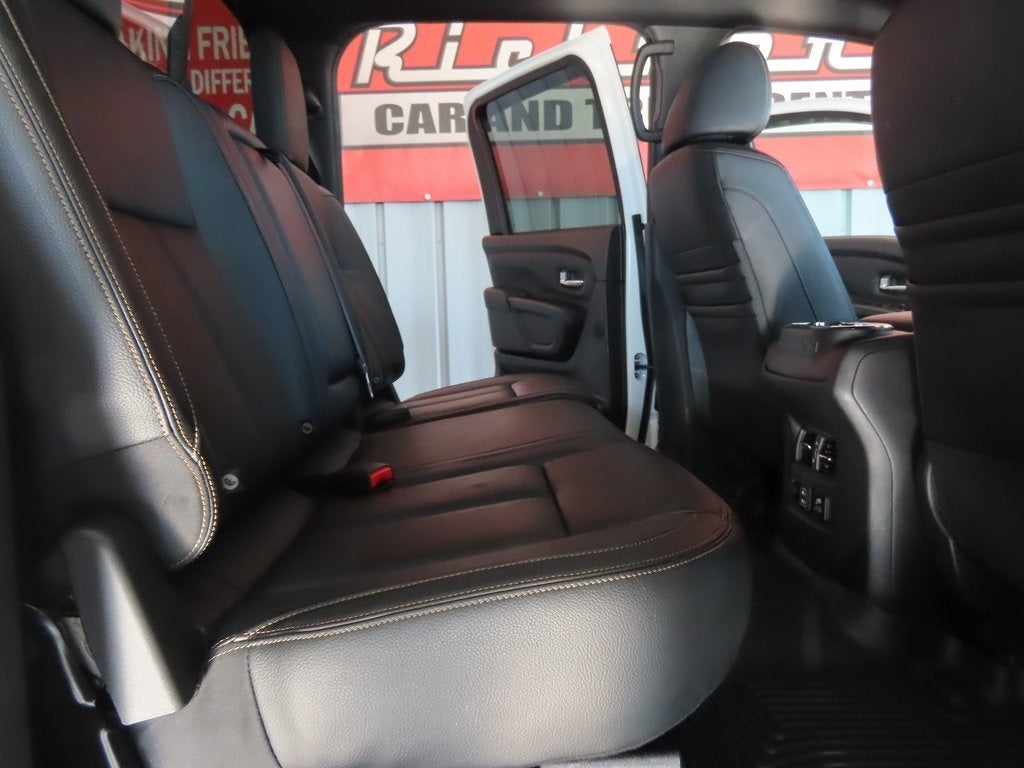 2019 Nissan Titan SL