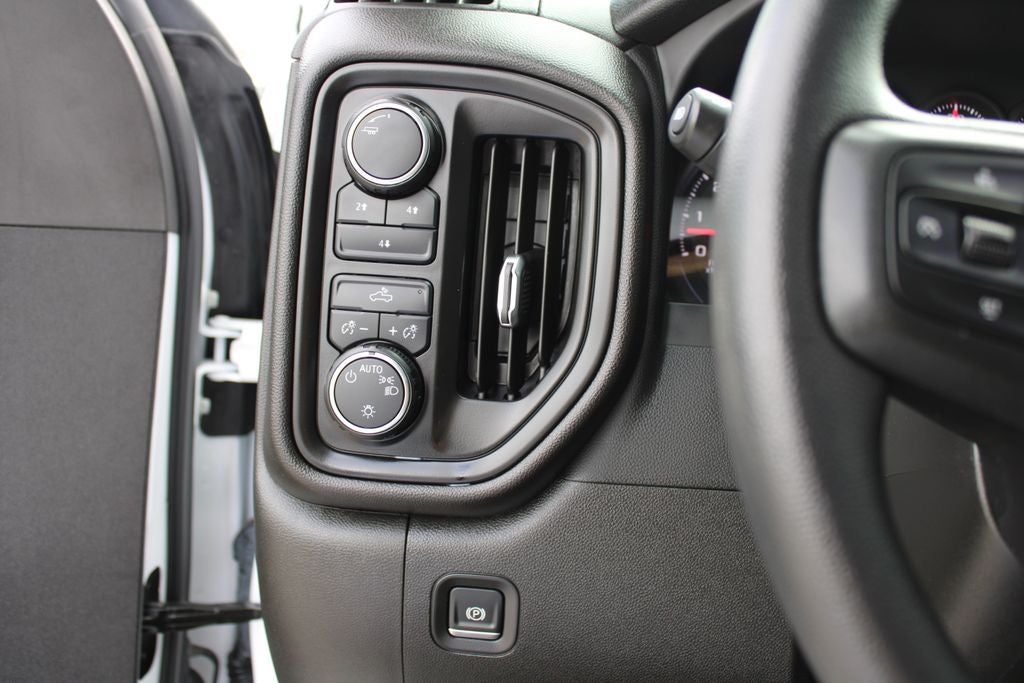 2025 Chevrolet Silverado 2500HD Custom