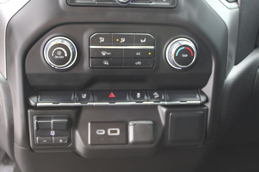 2025 Chevrolet Silverado 2500HD Custom