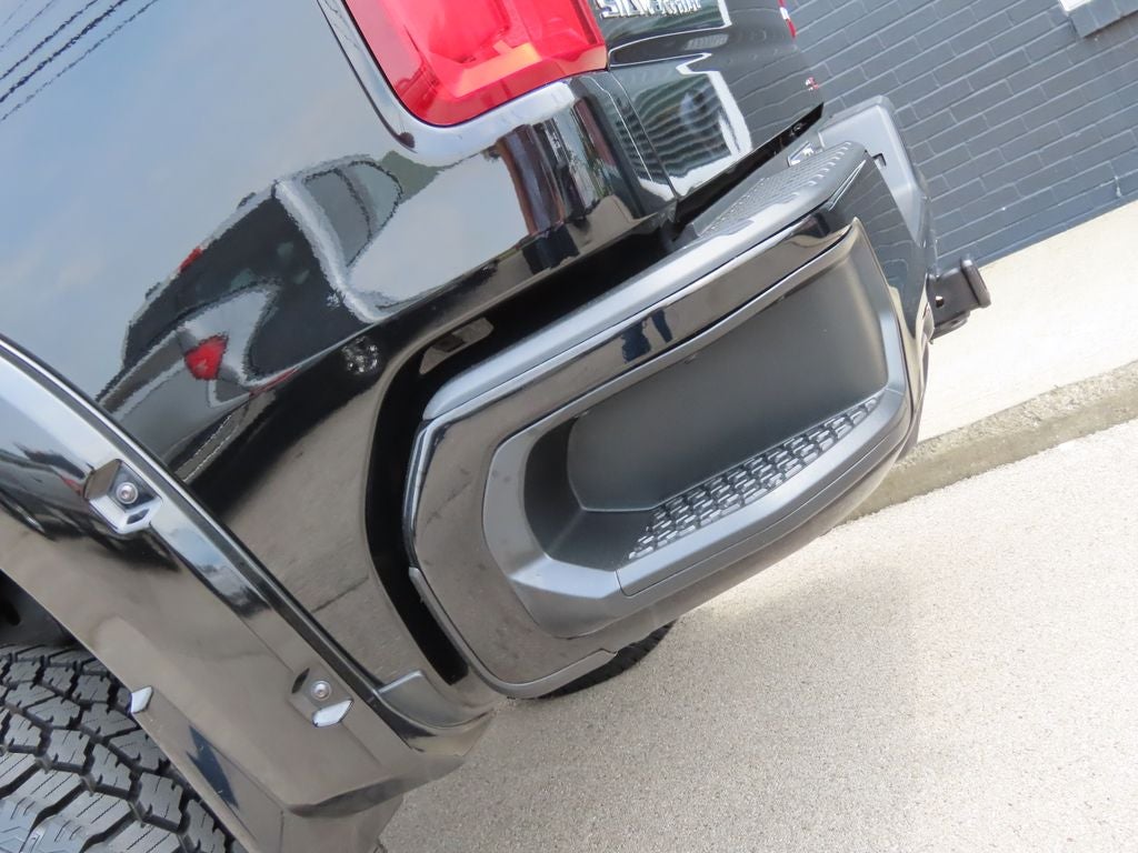 2020 Chevrolet Silverado 1500 RST Black Widow Edition
