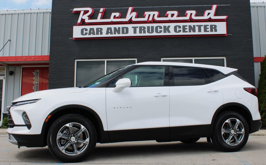 2025 Chevrolet Blazer LT