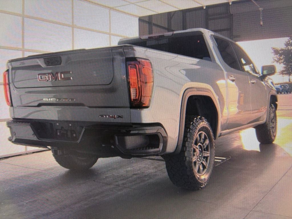 2024 GMC Sierra 1500 AT4X