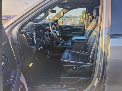 2024 GMC Sierra 1500 AT4X