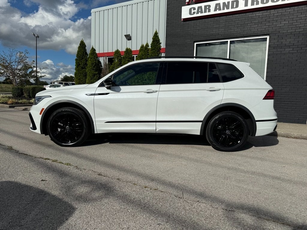 2022 Volkswagen Tiguan 2.0T SE R-Line Black