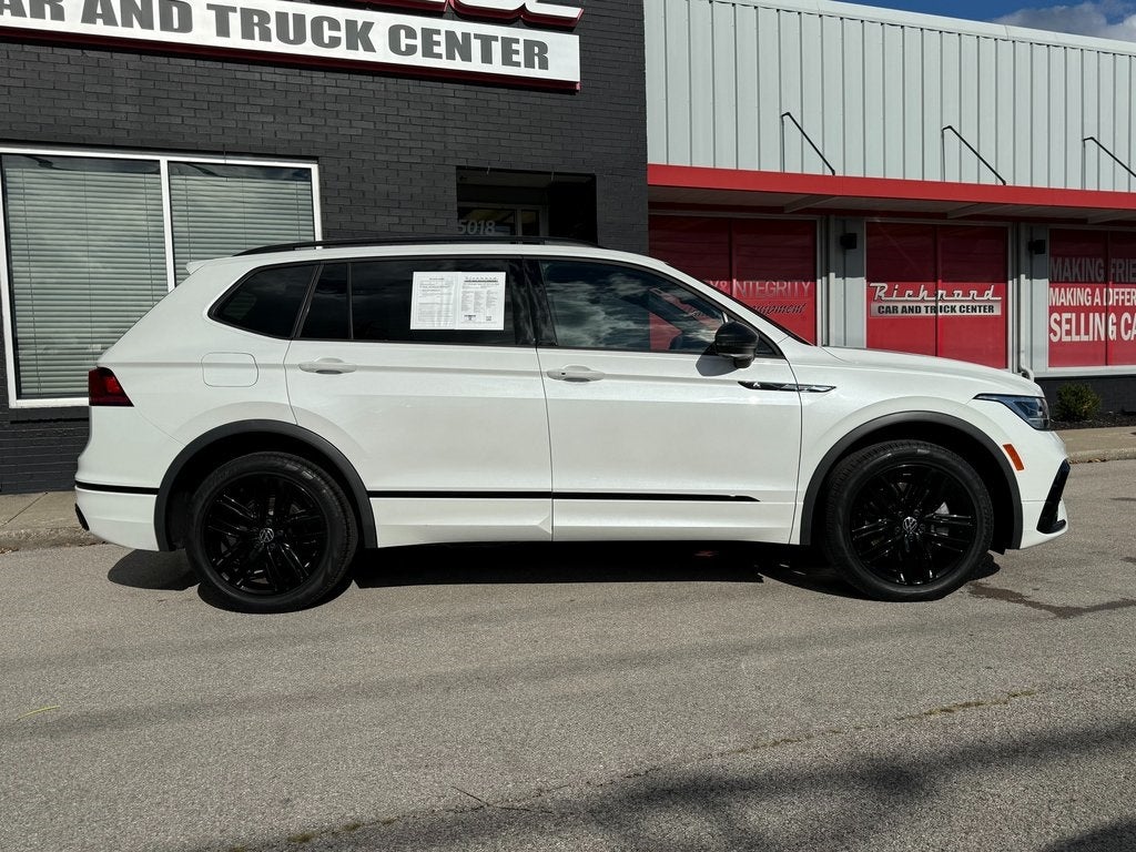 2022 Volkswagen Tiguan 2.0T SE R-Line Black