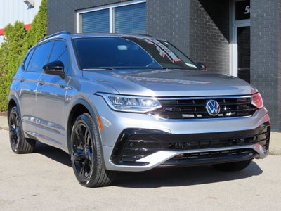 2024 Volkswagen Tiguan 2.0T SE R-Line Black