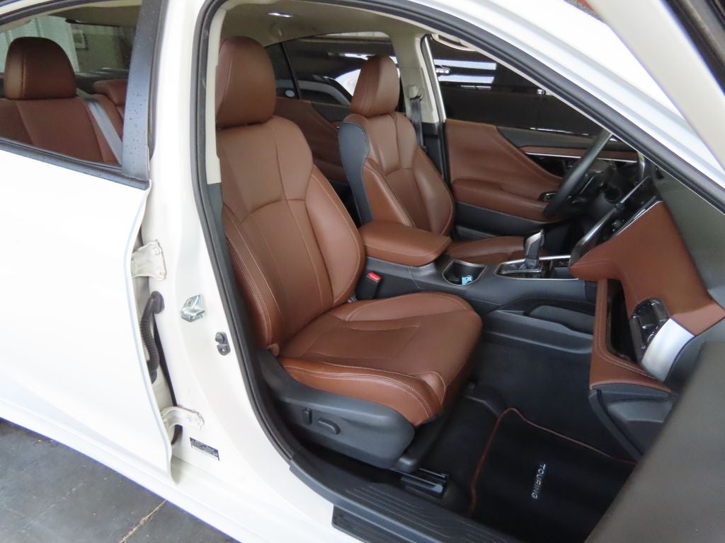 2023 Subaru Legacy Touring XT