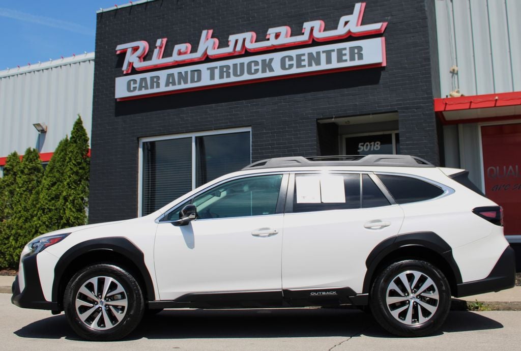 2023 Subaru Outback Premium