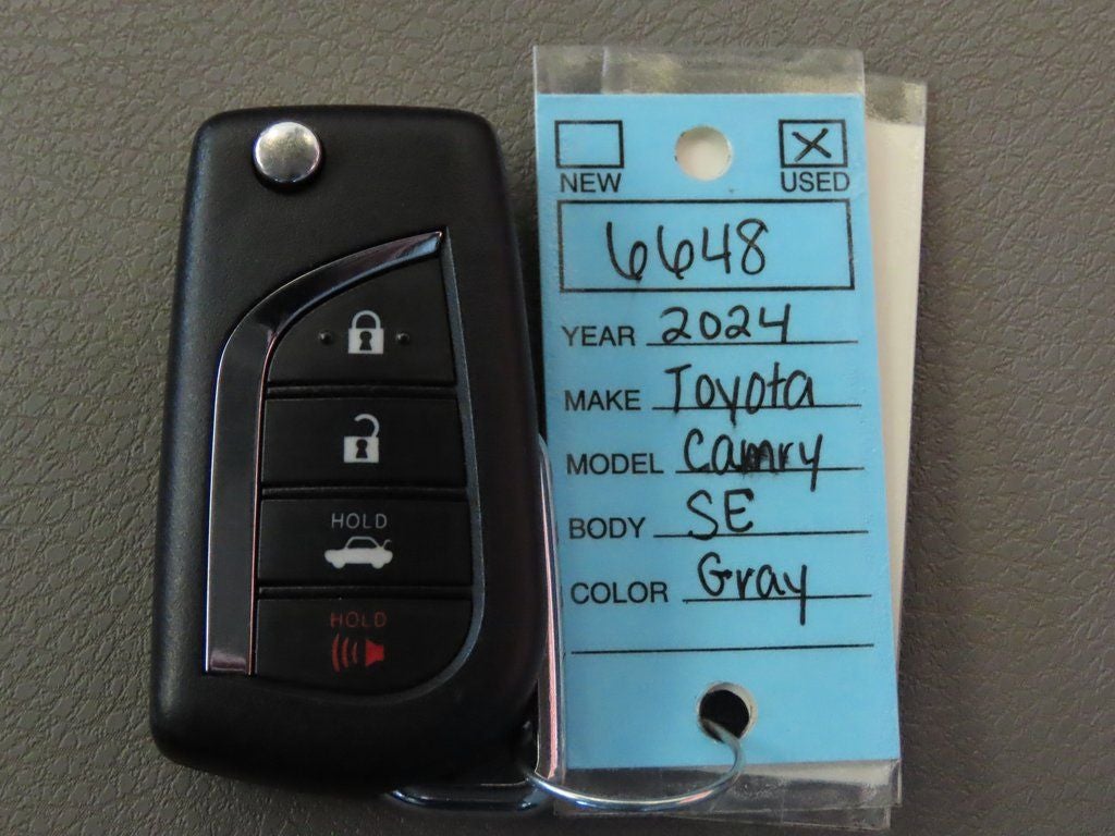 2024 Toyota Camry SE