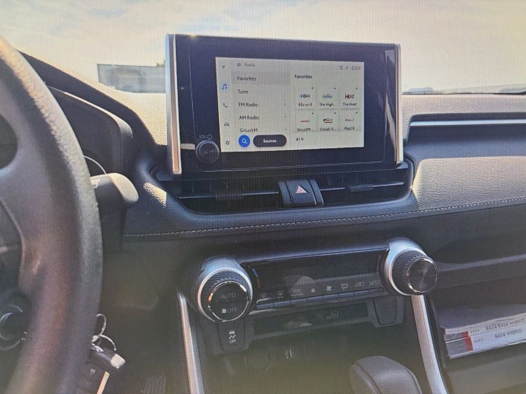 2023 Toyota RAV4 Hybrid LE