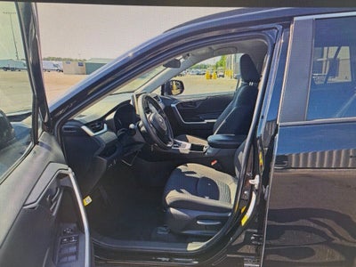 2023 Toyota RAV4 Hybrid LE
