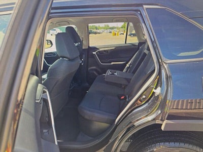 2023 Toyota RAV4 Hybrid LE