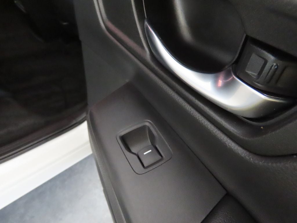 2025 Honda CR-V Sport - Photo 38