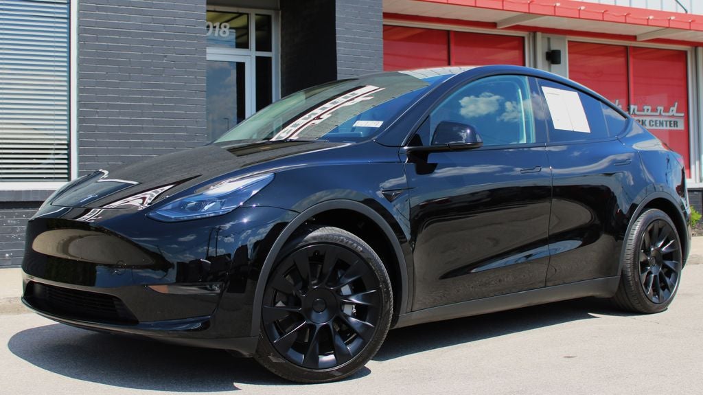 2025 Tesla Model Y Long Range