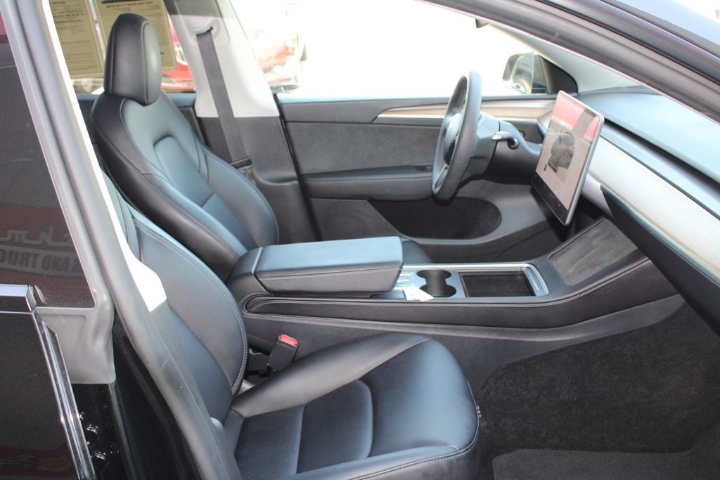 2025 Tesla Model Y Long Range