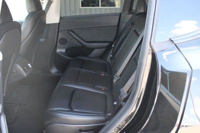 2025 Tesla Model Y Long Range