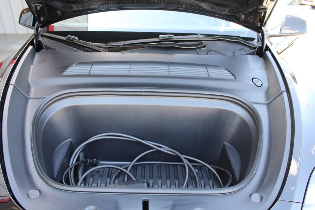 2025 Tesla Model Y Long Range