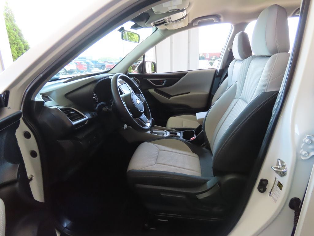 2022 Subaru Forester Base