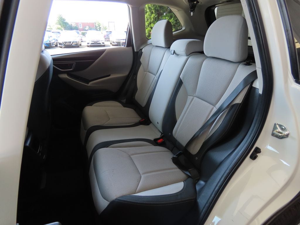 2022 Subaru Forester Base