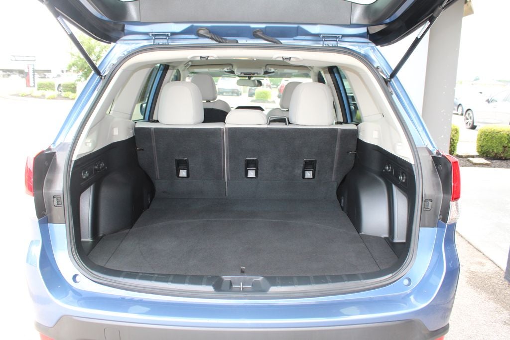 2023 Subaru Forester Base