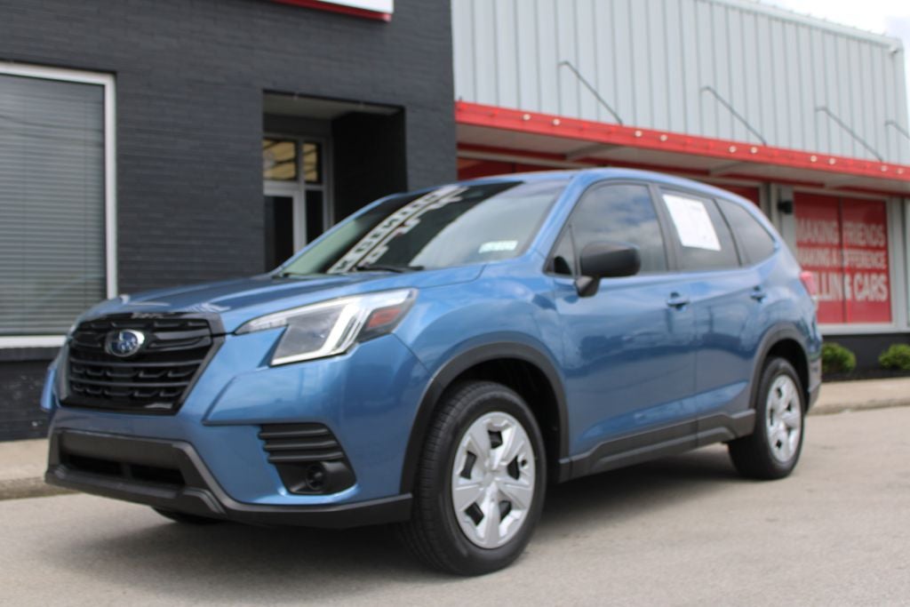 2023 Subaru Forester Base