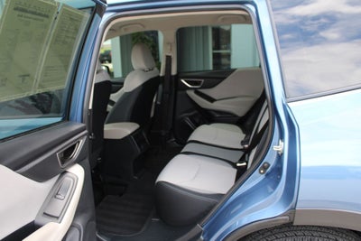 2023 Subaru Forester Base