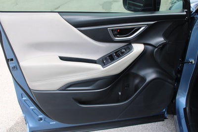 2023 Subaru Forester Base