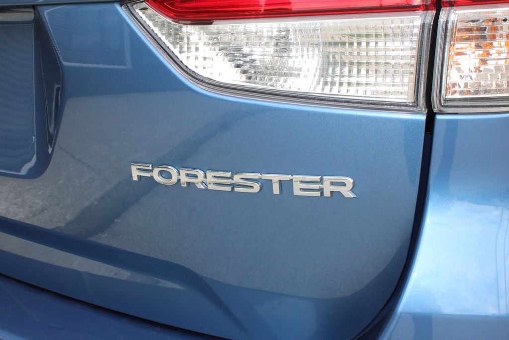 2023 Subaru Forester Base