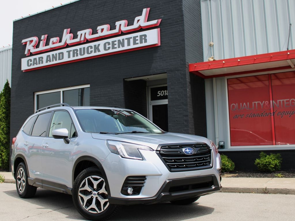 2024 Subaru Forester Premium