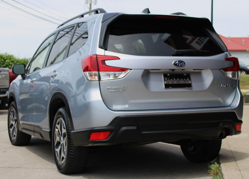 2024 Subaru Forester Premium