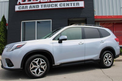 2024 Subaru Forester Premium